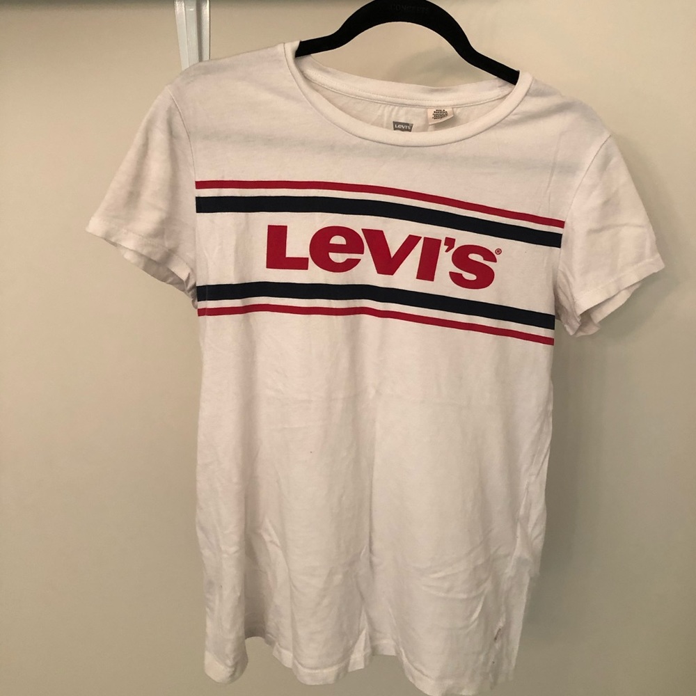 Levi’s T-shirt